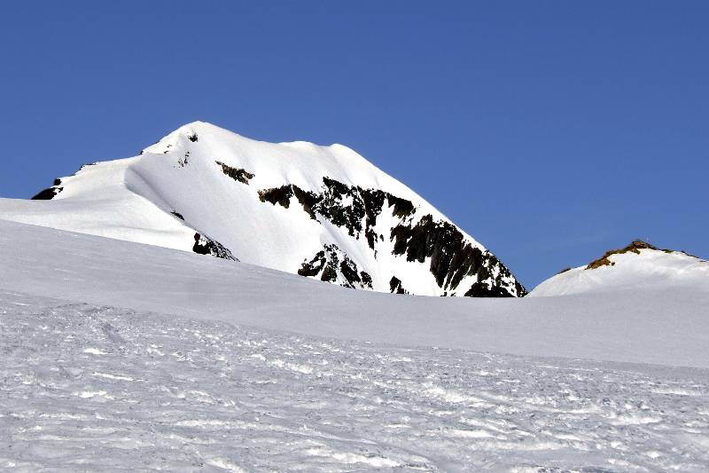 Vorder Tierberg und Dach von Tierberglihuette
