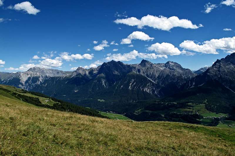 Blick auf die andere Seite des Tals