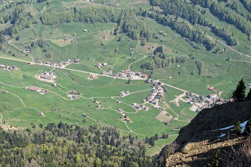 Die Views von Gipfel Gross Aubrig