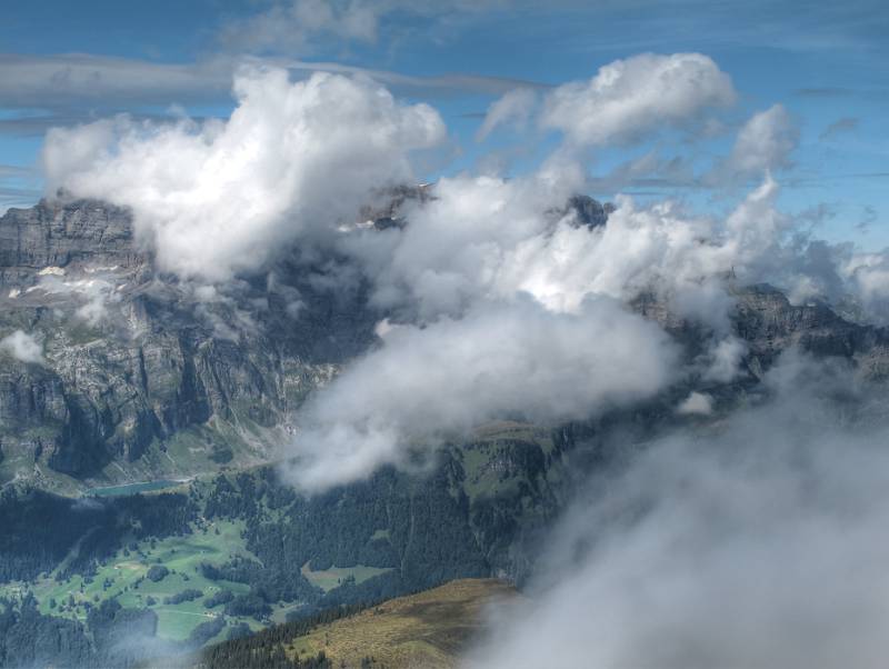 Wolken über Glärnisch