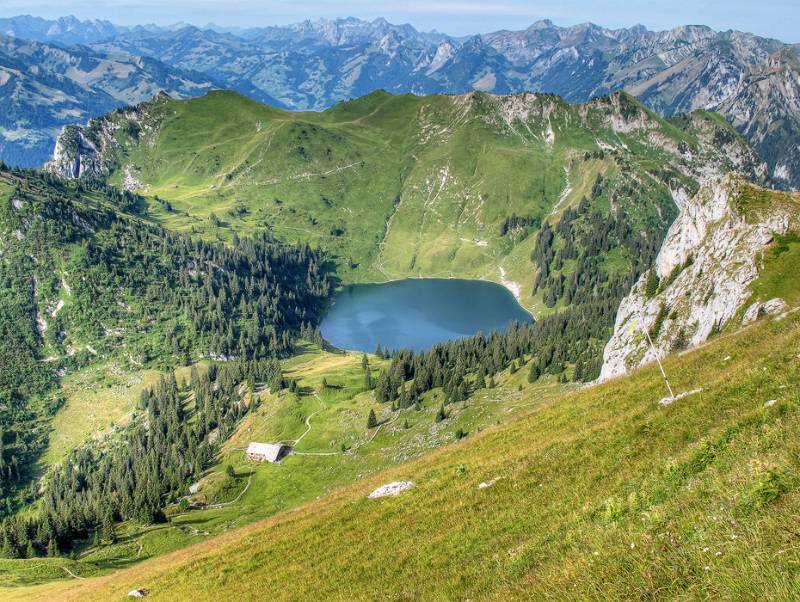 Oberstockesee vom Stockhorn aus