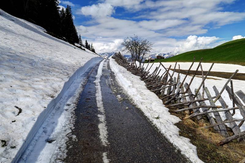 Ein paar hundert Meter nach oben sind noch die Spuren von