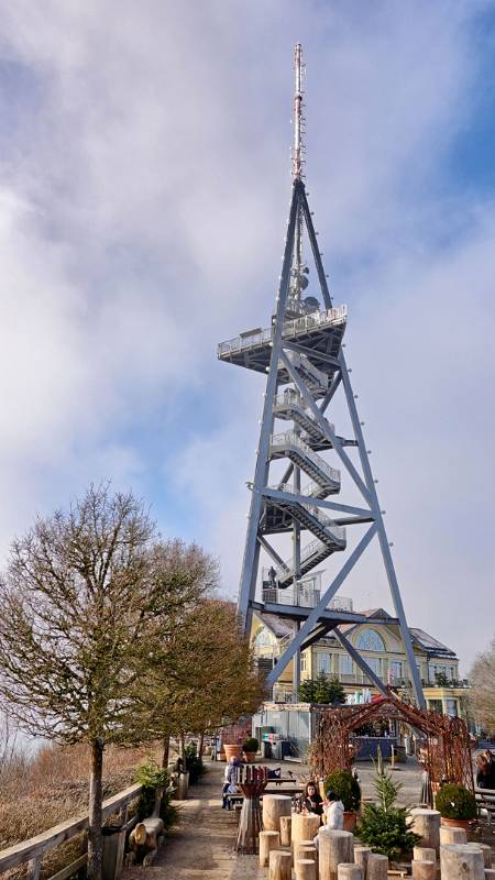 Der Aussichtsturm, Zutritt kosten CHF 2.